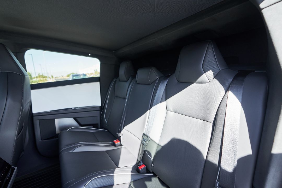 2024 Tesla Cybertruck