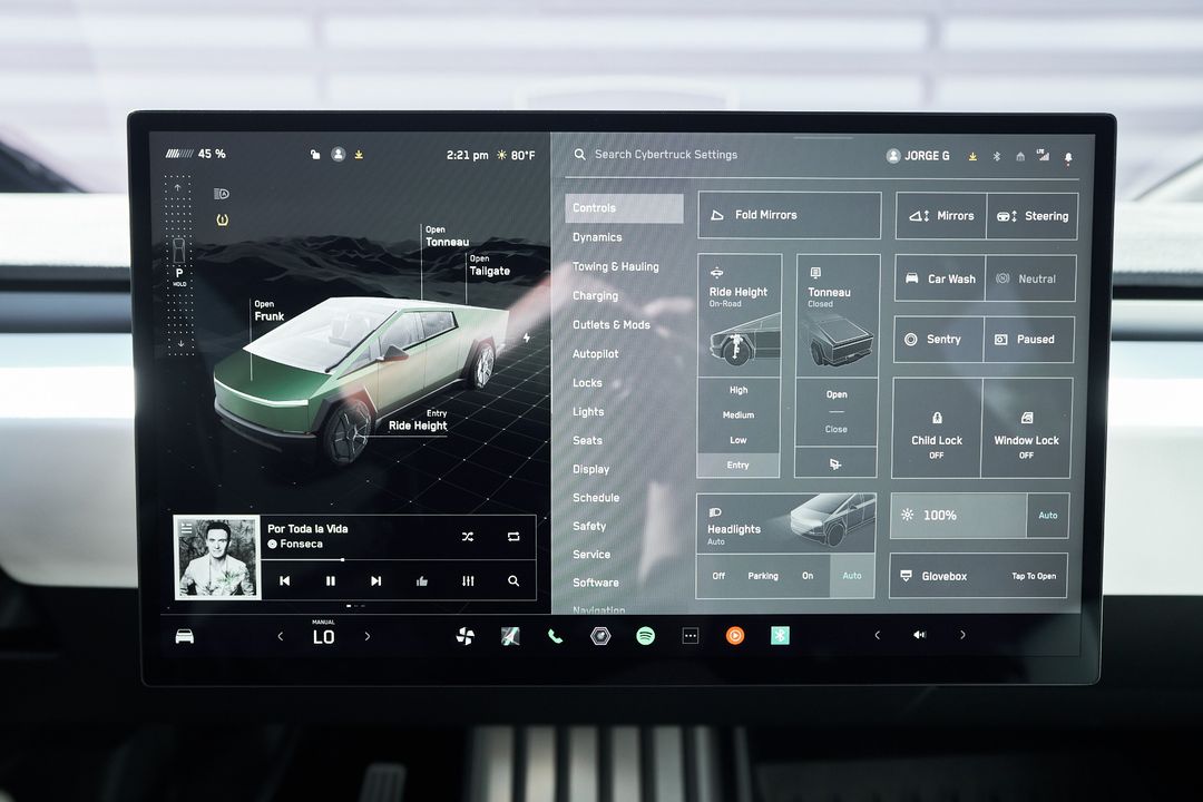 2024 Tesla Cybertruck