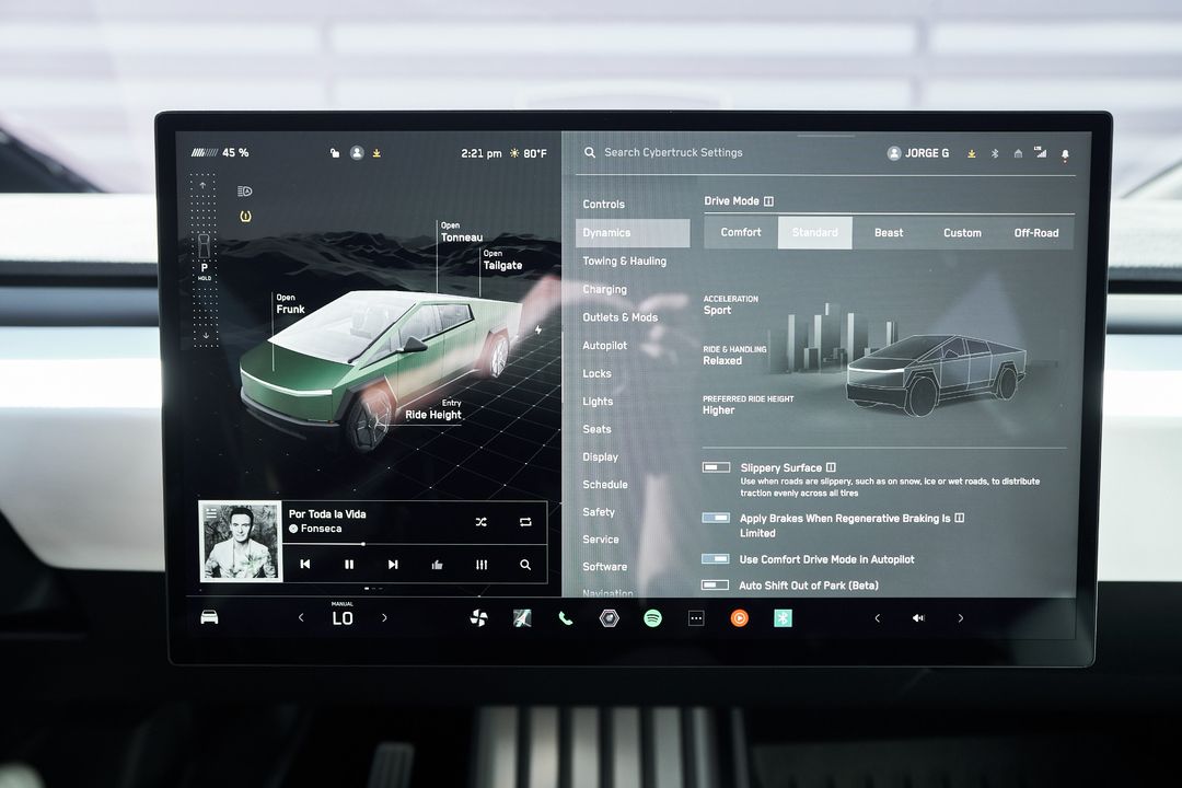 2024 Tesla Cybertruck