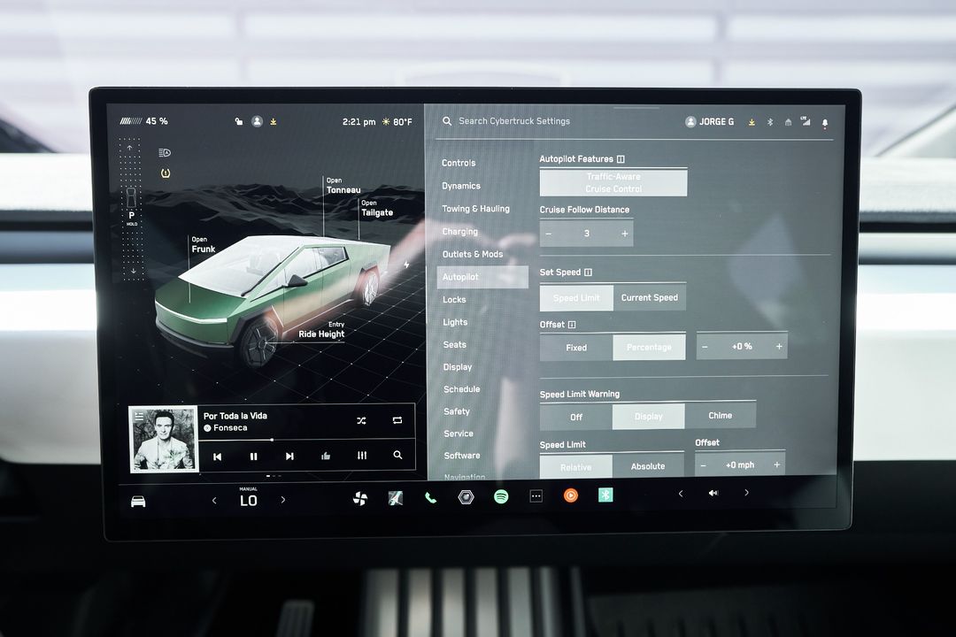 2024 Tesla Cybertruck