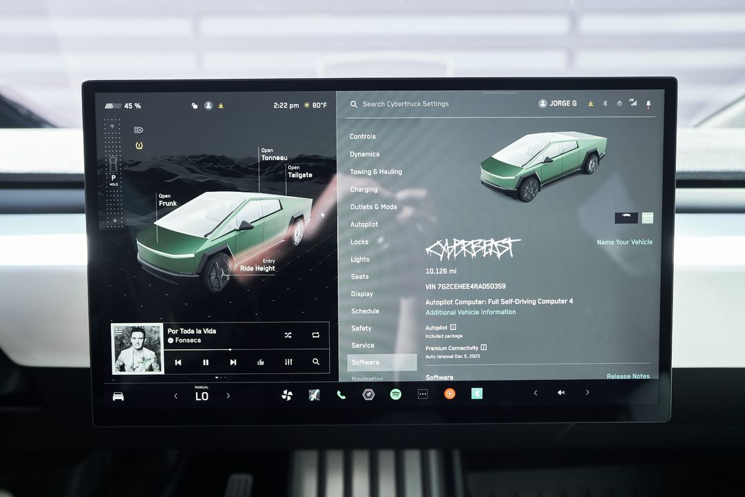 2024 Tesla Cybertruck
