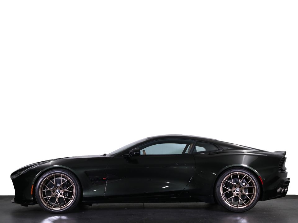 2025 Aston Martin Vanquish