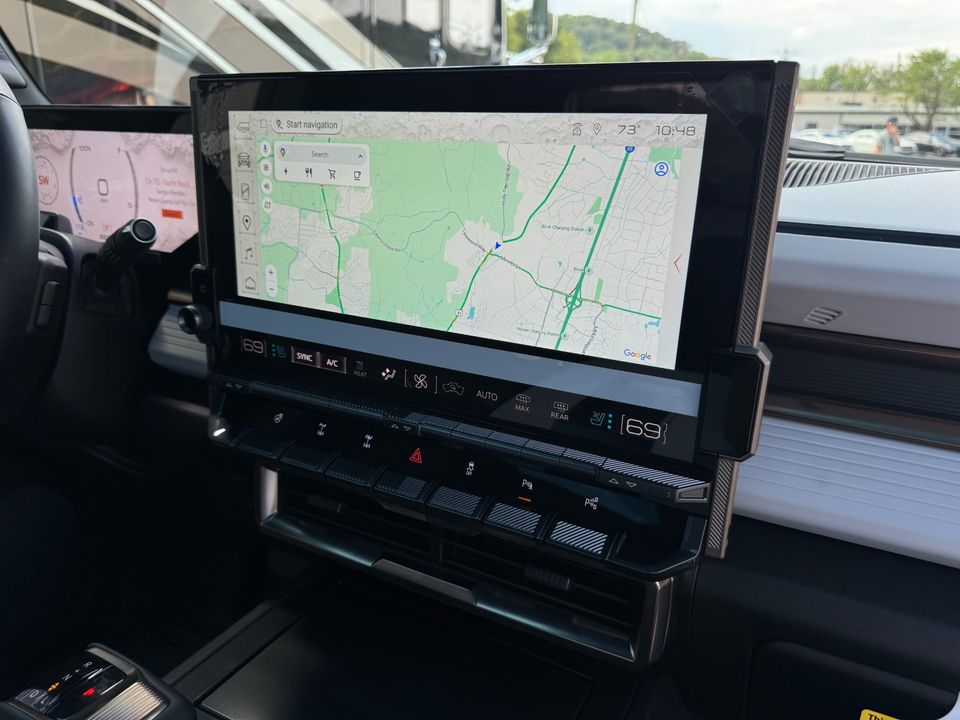 2023 GMC HUMMER EV