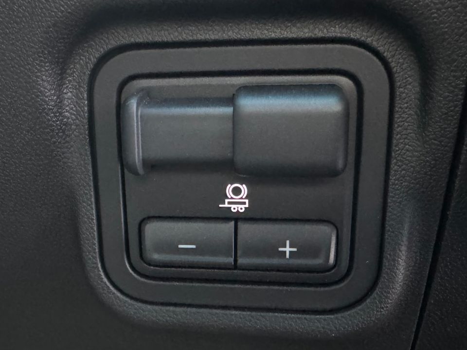 2023 GMC HUMMER EV