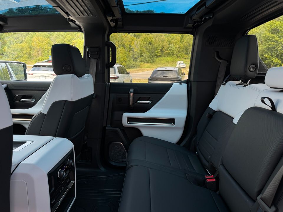 2023 GMC HUMMER EV