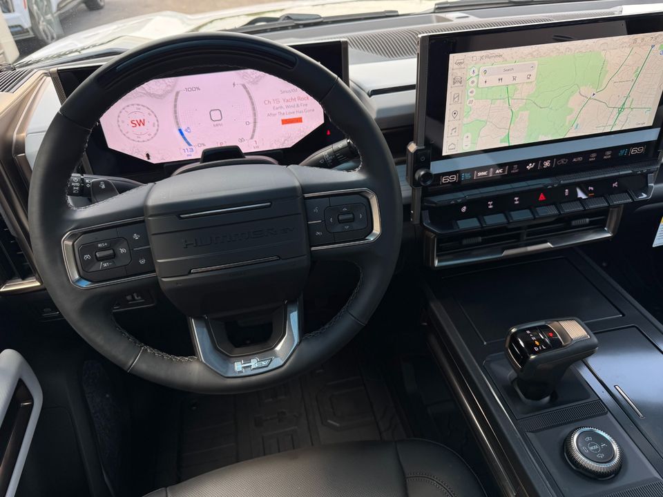 2023 GMC HUMMER EV