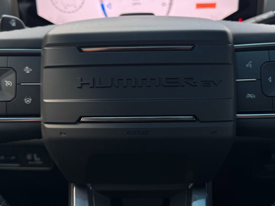 2023 GMC HUMMER EV