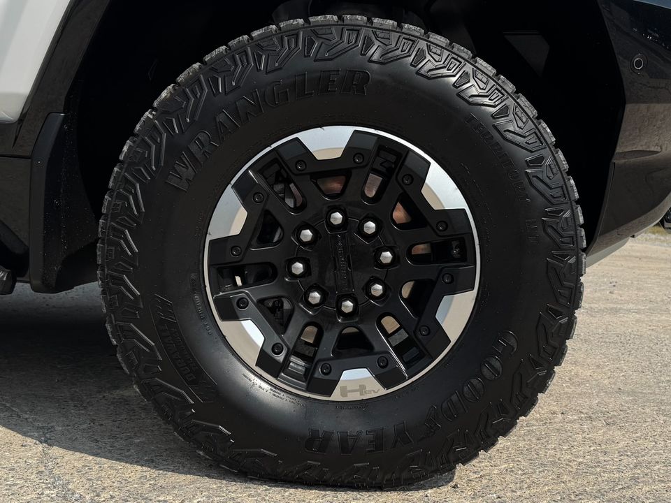 2023 GMC HUMMER EV