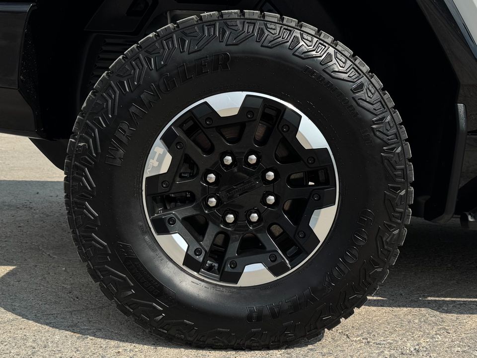 2023 GMC HUMMER EV