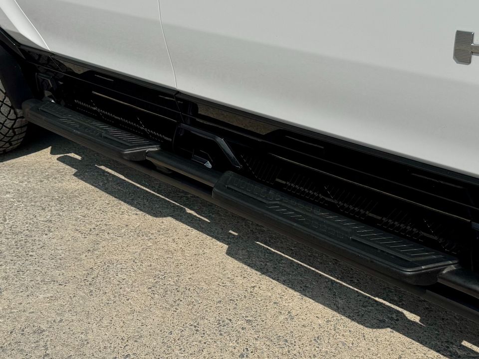 2023 GMC HUMMER EV