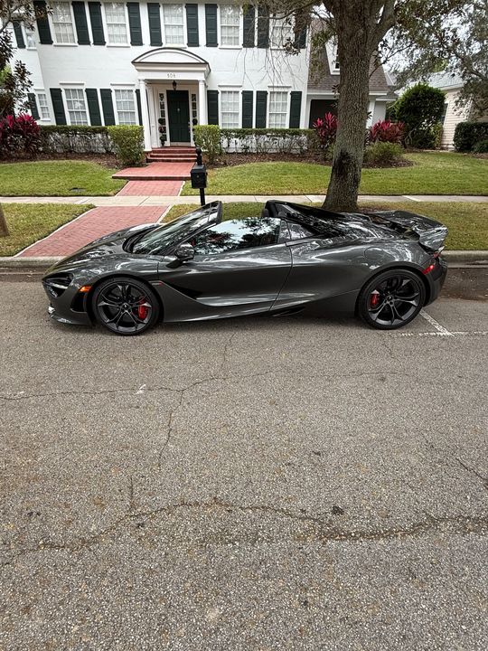 2020 McLaren 720S Spider