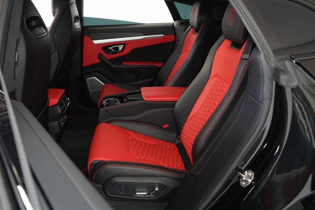 2019 Lamborghini Urus