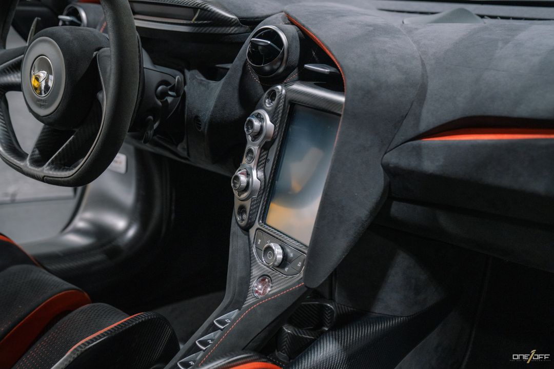 2021 McLaren 765LT