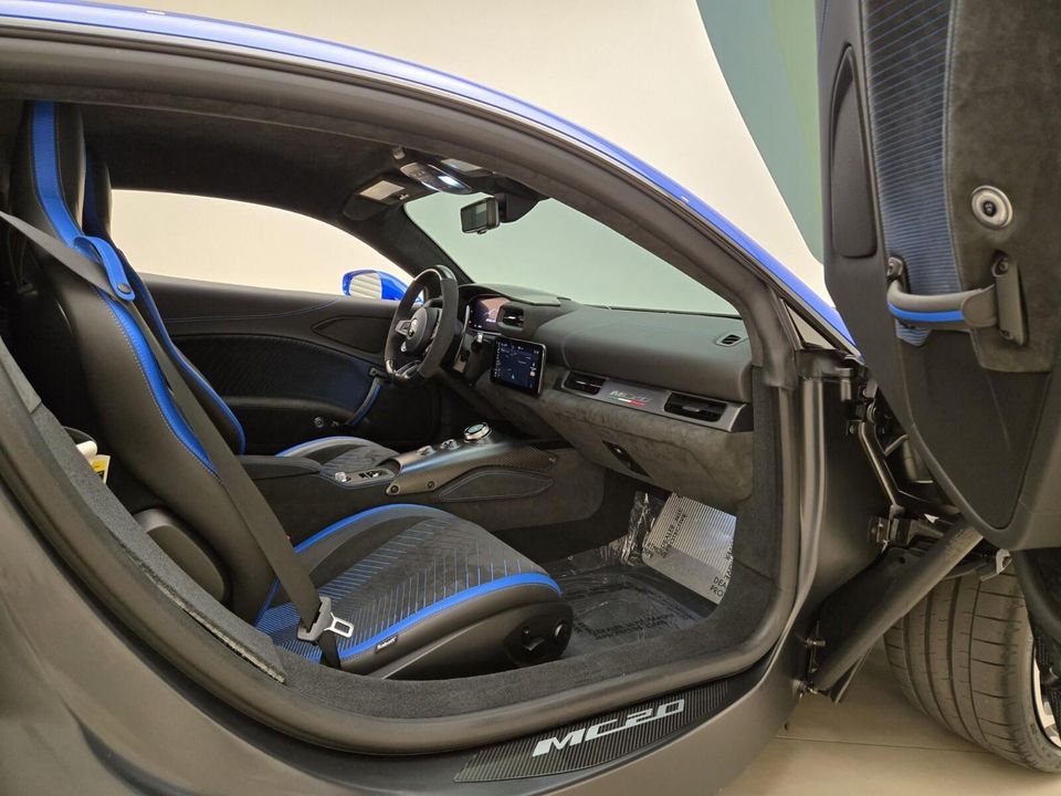 2023 Maserati MC20