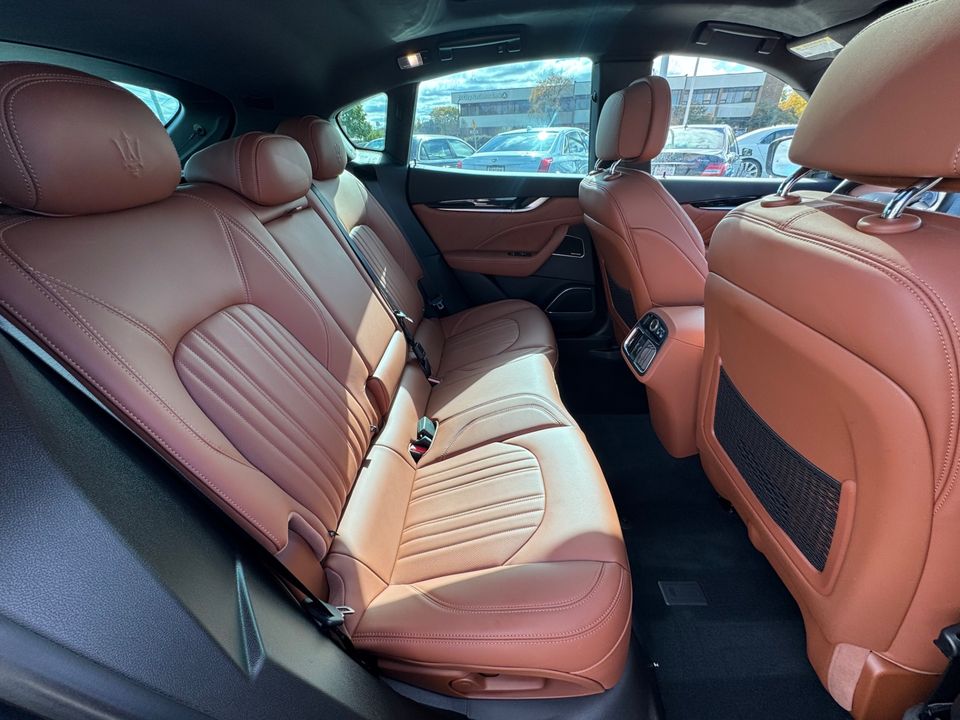 2022 Maserati Levante