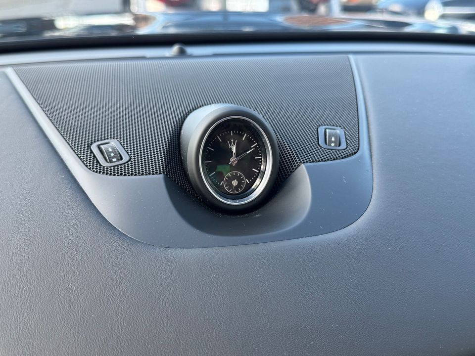 2022 Maserati Levante