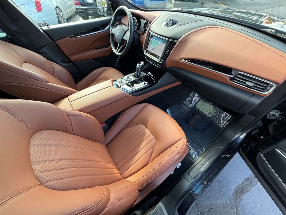 2022 Maserati Levante