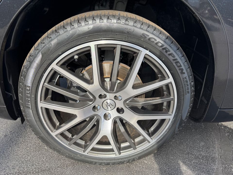 2022 Maserati Levante