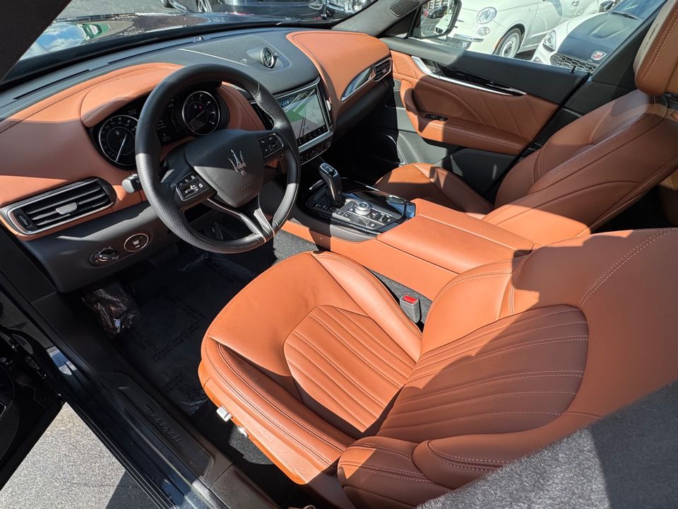 2022 Maserati Levante