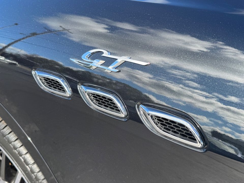 2022 Maserati Levante