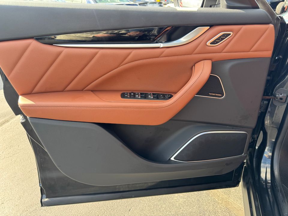 2022 Maserati Levante