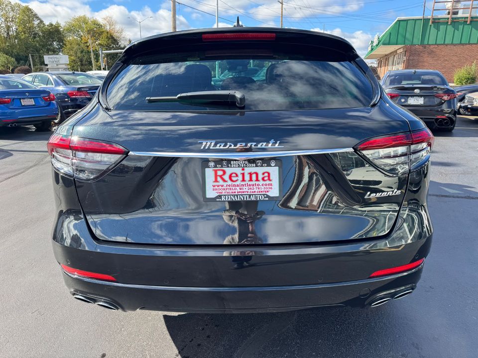 2022 Maserati Levante