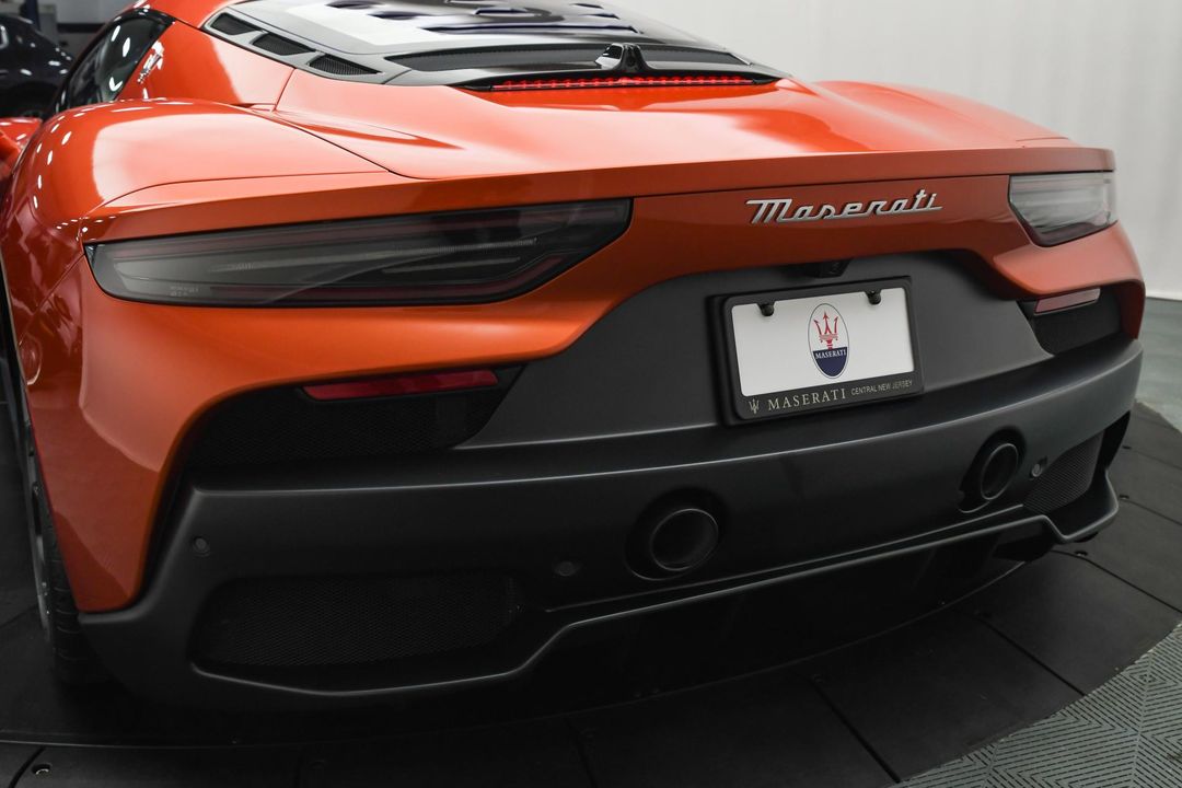 2024 Maserati MC20