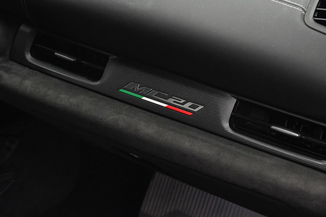 2024 Maserati MC20