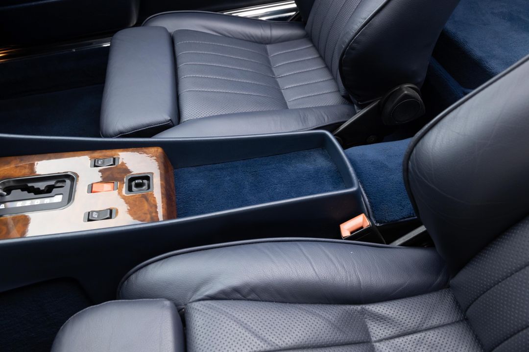 1986 Mercedes-Benz 560 SL