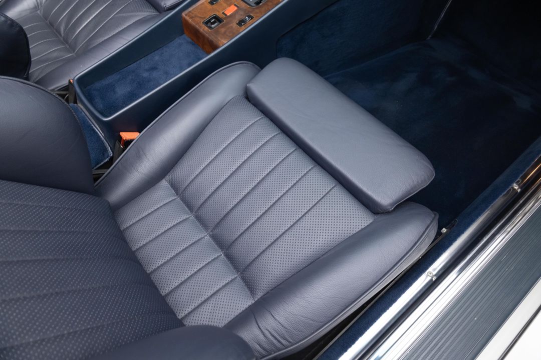 1986 Mercedes-Benz 560 SL