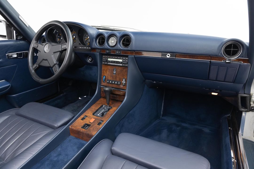 1986 Mercedes-Benz 560 SL