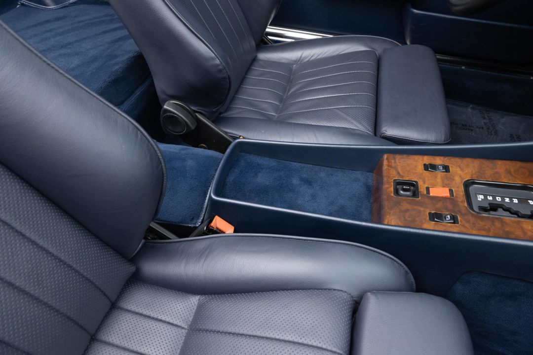 1986 Mercedes-Benz 560 SL