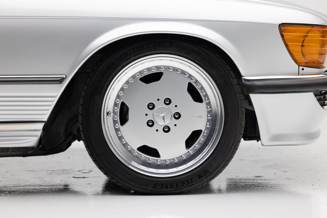 1986 Mercedes-Benz 560 SL
