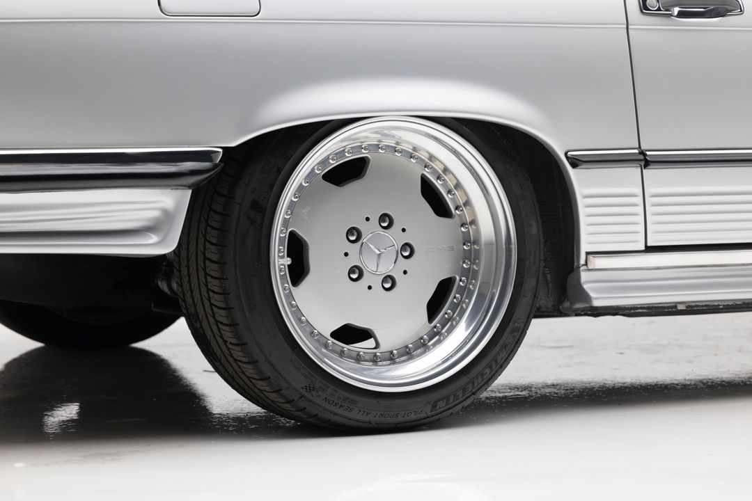 1986 Mercedes-Benz 560 SL