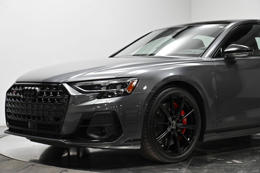 2022 Audi S8
