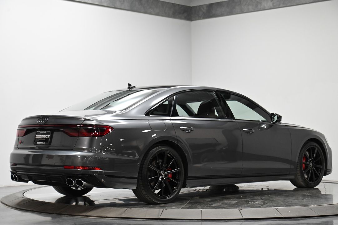 2022 Audi S8