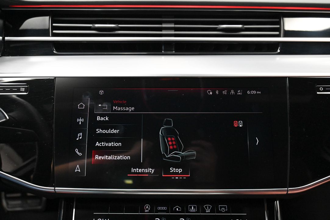 2022 Audi S8
