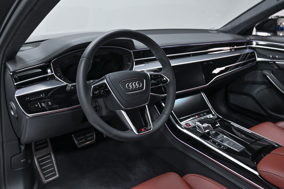2022 Audi S8
