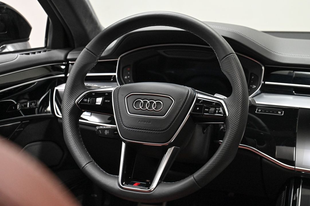 2022 Audi S8