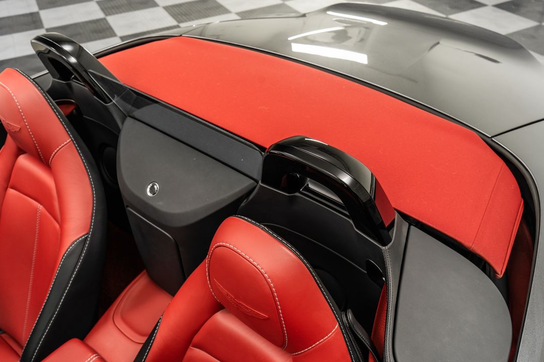 2022 Aston Martin Vantage