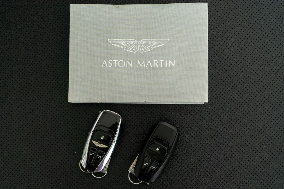 2022 Aston Martin Vantage