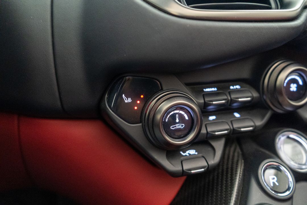 2022 Aston Martin Vantage