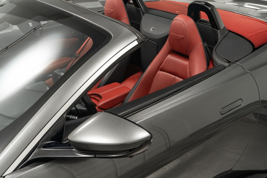 2022 Aston Martin Vantage