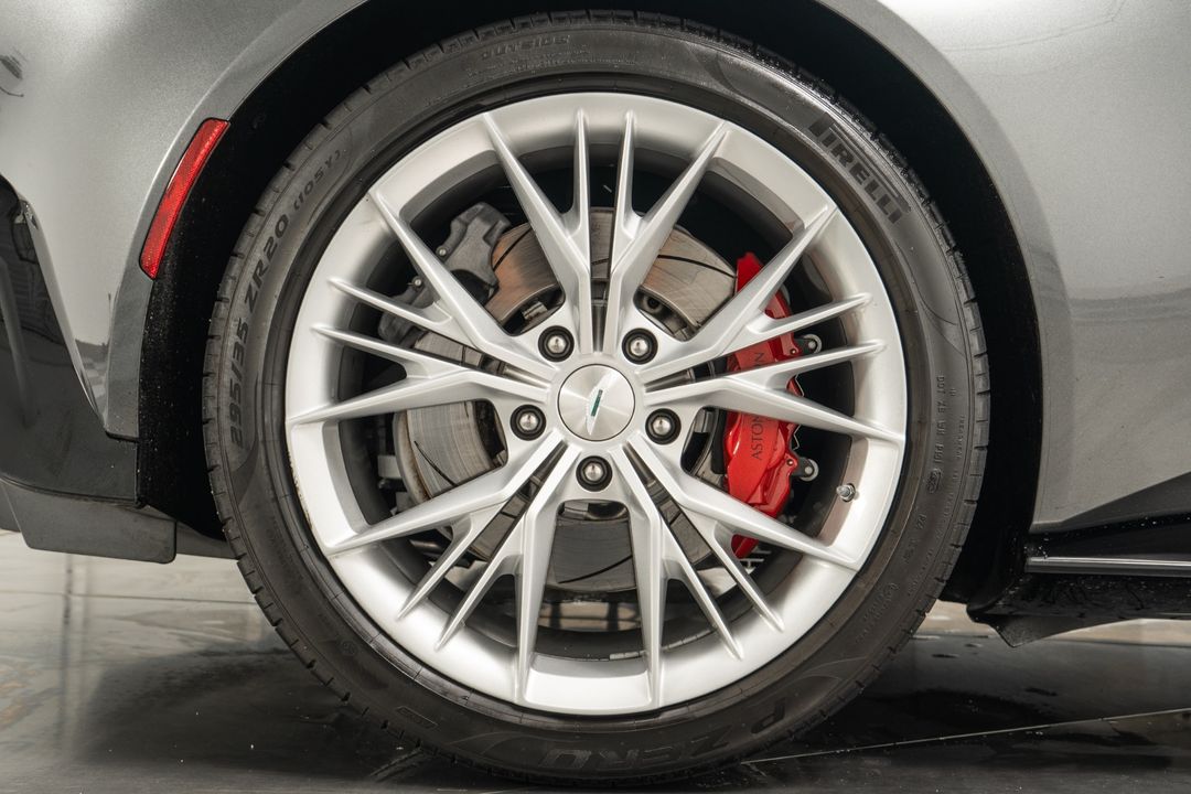 2022 Aston Martin Vantage