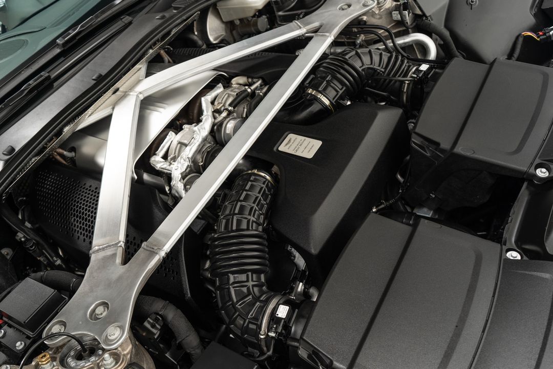 2022 Aston Martin Vantage