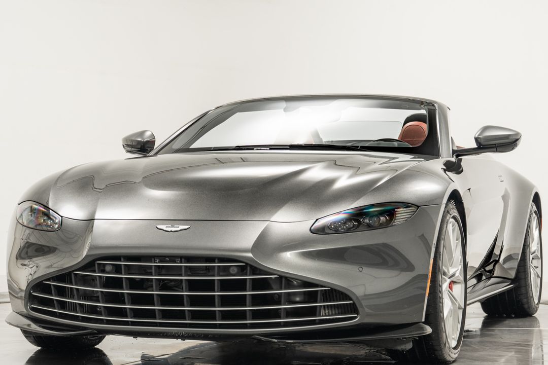 2022 Aston Martin Vantage
