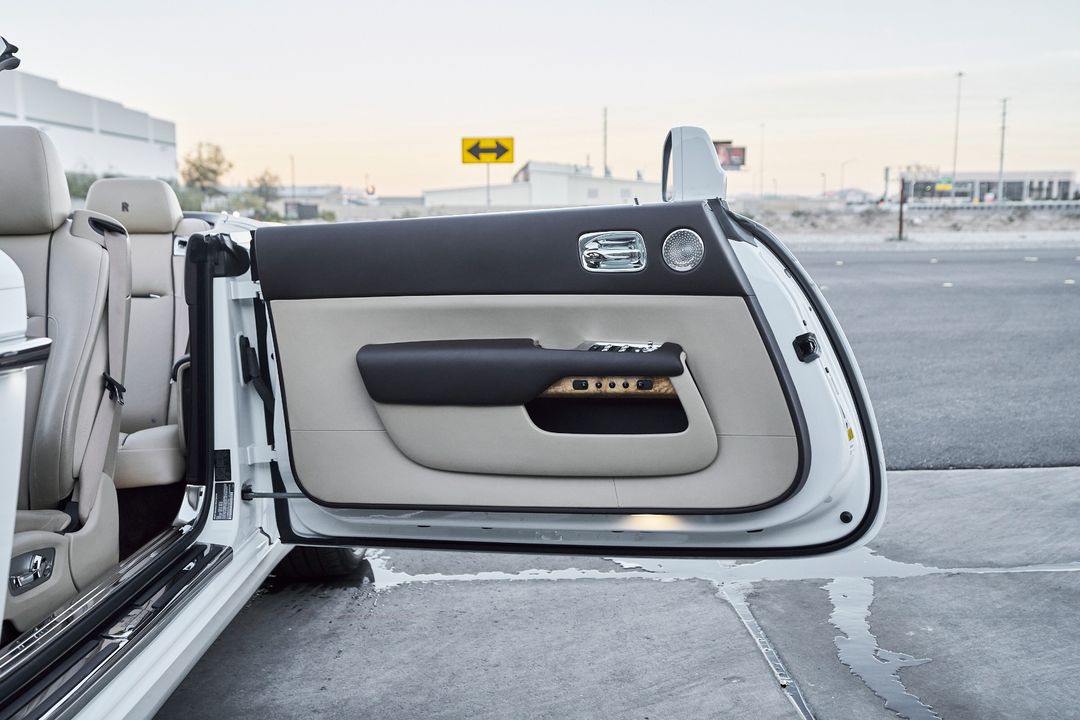 2017 Rolls-Royce Dawn