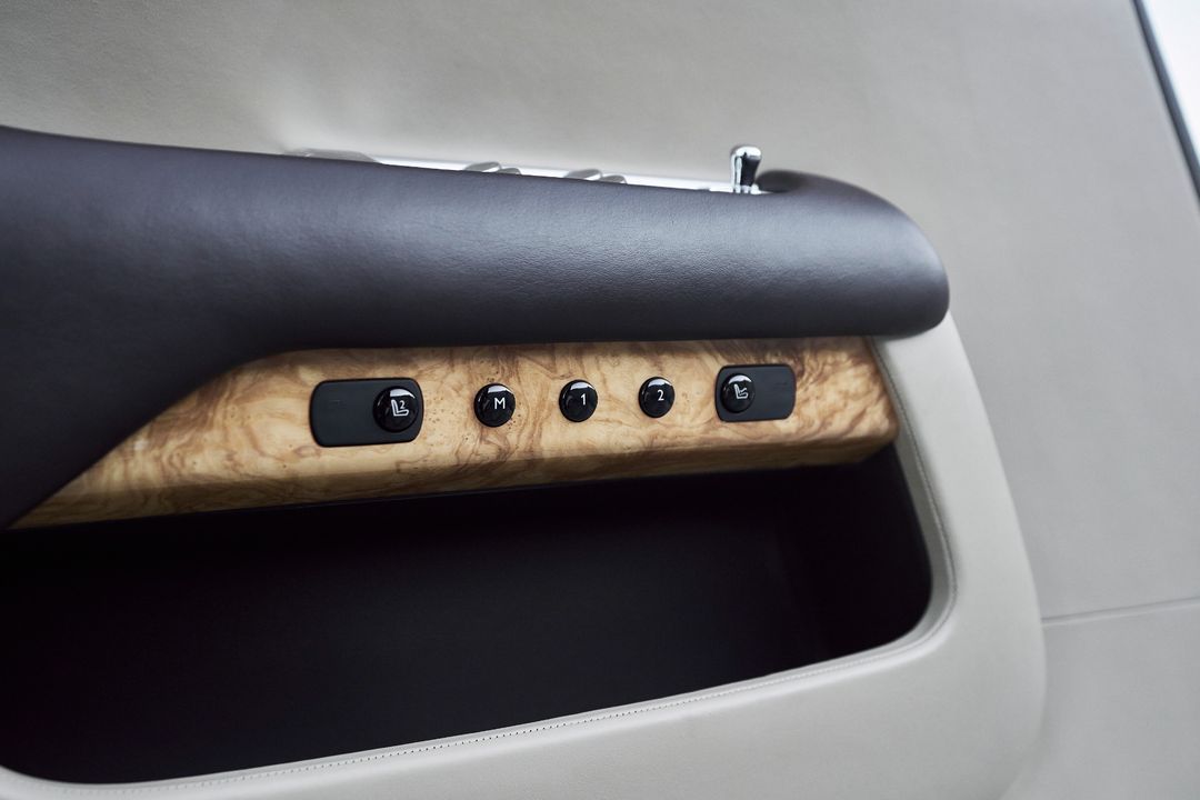 2017 Rolls-Royce Dawn