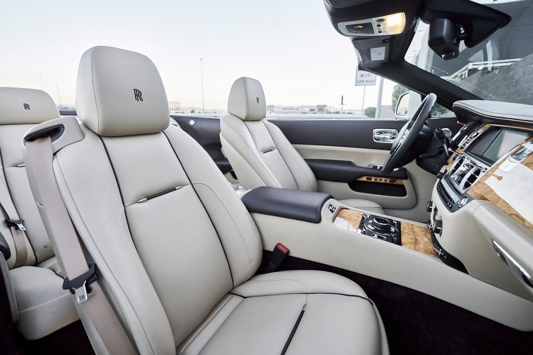 2017 Rolls-Royce Dawn