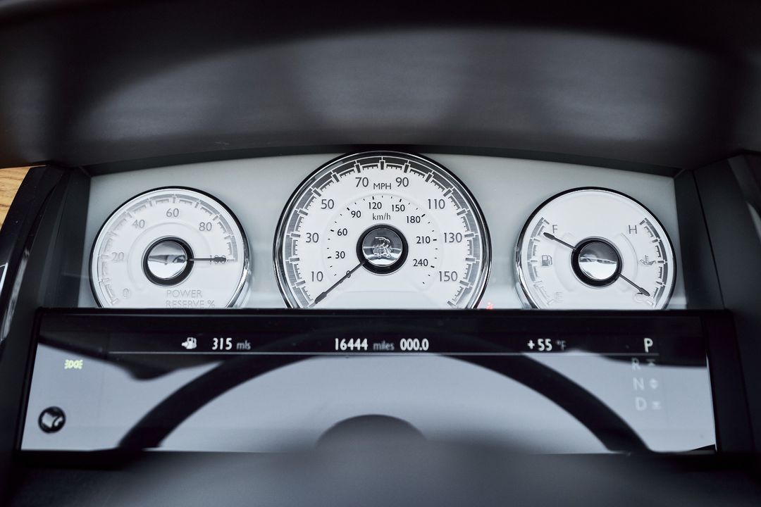 2017 Rolls-Royce Dawn